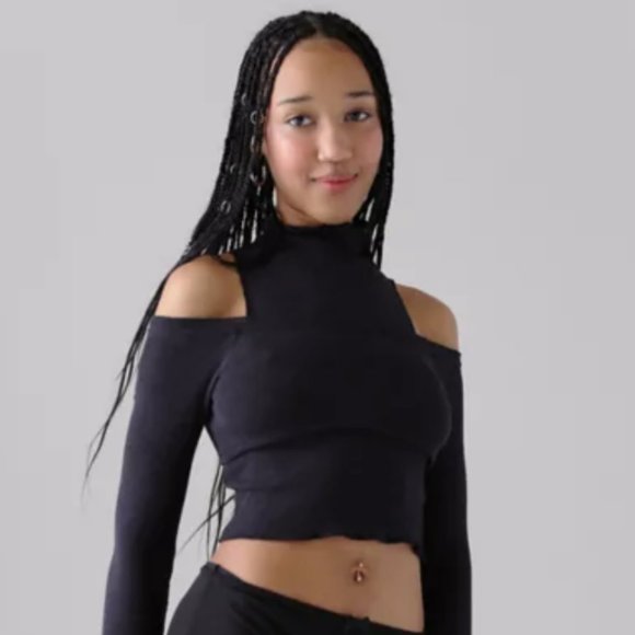 UO Knit Cold Shoulder Top - Picture 1 of 3